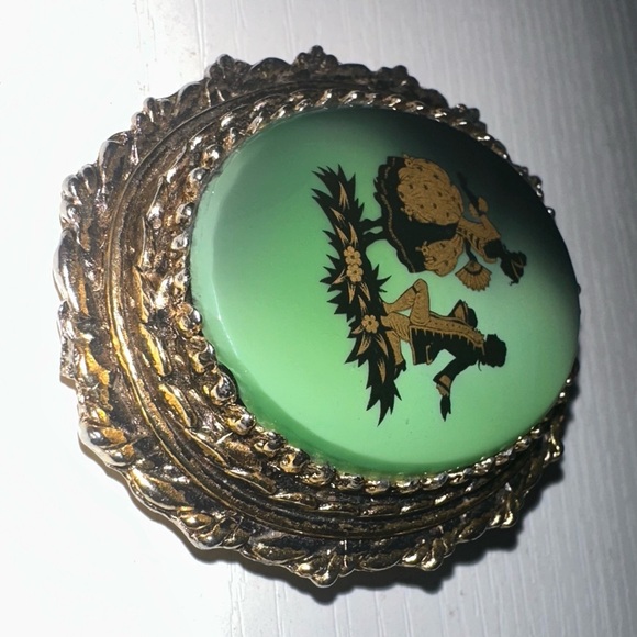 Vintage Courting Couple Brooch - Picture 6 of 11